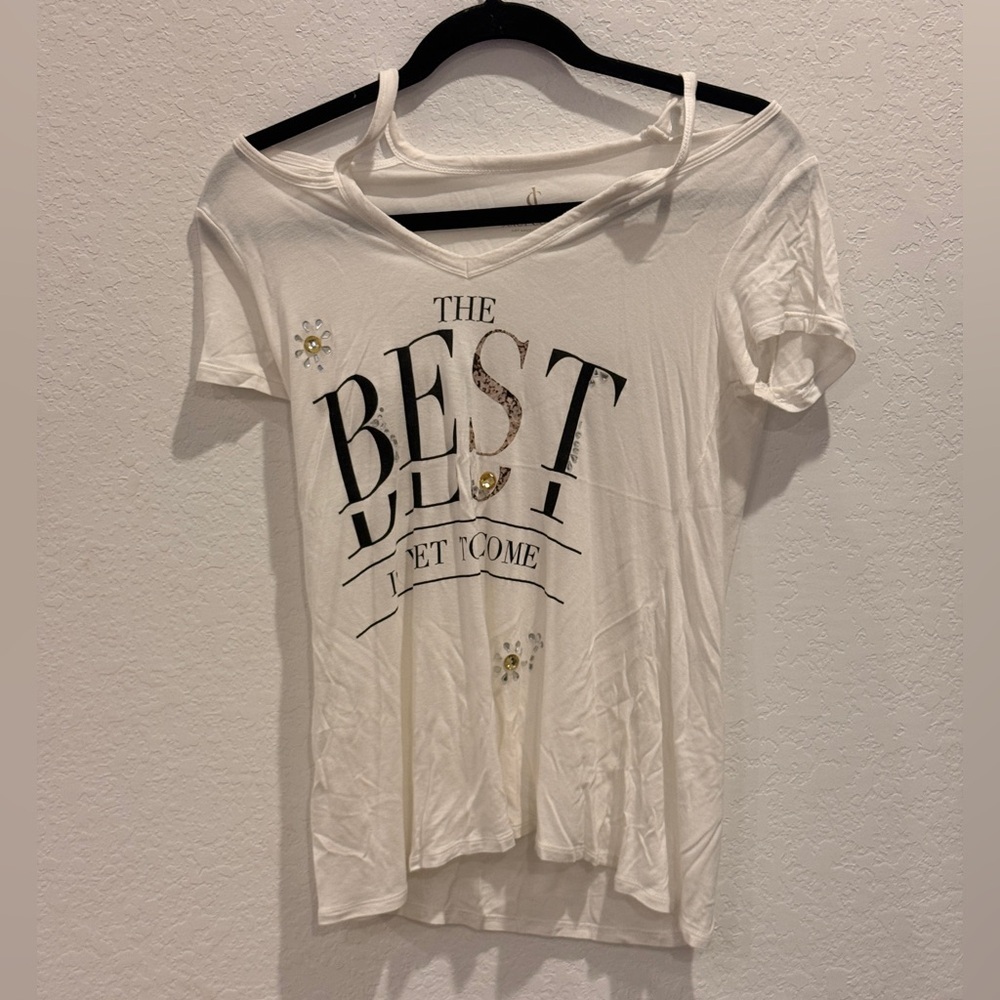 Juicy Couture White Cold Shoulder Graphic “The Best is yet to come”Tee size XS